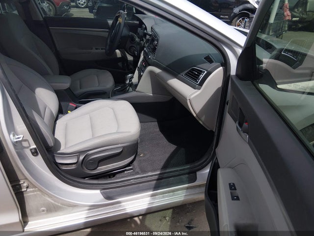 Продаж на аукціоні авто 2017 Hyundai Elantra Se, vin: KMHD74LF2HU116997, номер лоту: 46196531