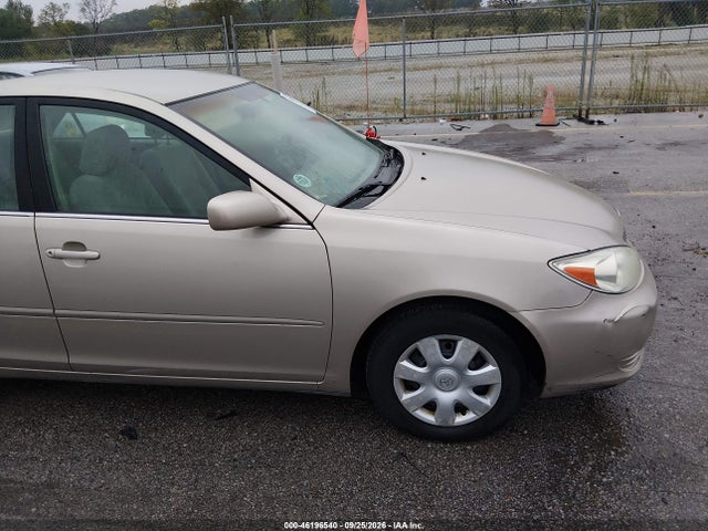 46196540 :رقم المزاد ، 4T1BE32K64U831183 vin ، 2004 Toyota Camry Le مزاد بيع