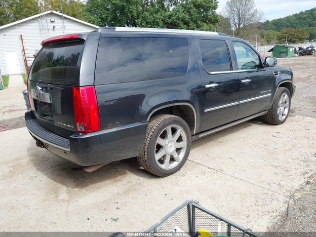2011 Cadillac Escalade Esv Premium მანქანა იყიდება აუქციონზე, vin: 1GYS4JEF3BR160995, აუქციონის ნომერი: 46196562