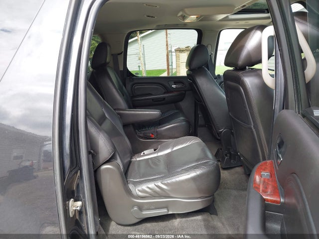 2011 Cadillac Escalade Esv Premium მანქანა იყიდება აუქციონზე, vin: 1GYS4JEF3BR160995, აუქციონის ნომერი: 46196562