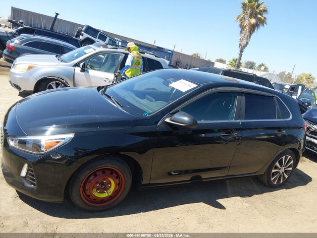 KMHH35LE2JU069972 Hyundai ELANTRA GT