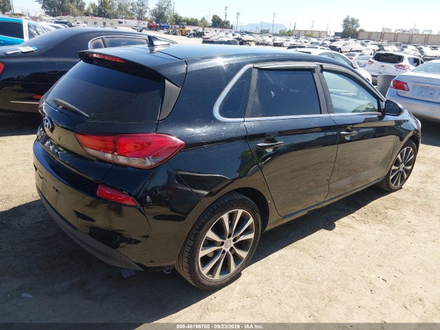 KMHH35LE2JU069972 Hyundai ELANTRA GT