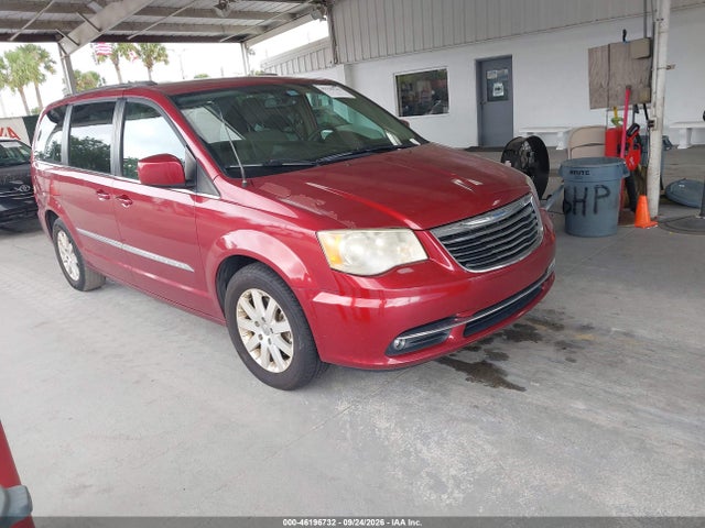 46196732 :رقم المزاد ، 2C4RC1BG0FR619890 vin ، 2015 Chrysler Town & Country Touring مزاد بيع