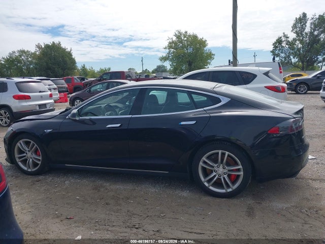 46196757 :رقم المزاد ، 5YJSA1H48FF095744 vin ، 2015 Tesla Model S 85d/p85d/p90d مزاد بيع