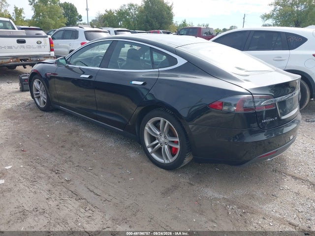 46196757 :رقم المزاد ، 5YJSA1H48FF095744 vin ، 2015 Tesla Model S 85d/p85d/p90d مزاد بيع