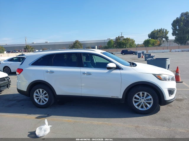 2017 Kia Sorento 3.3l Lx მანქანა იყიდება აუქციონზე, vin: 5XYPGDA56HG208269, აუქციონის ნომერი: 46196763