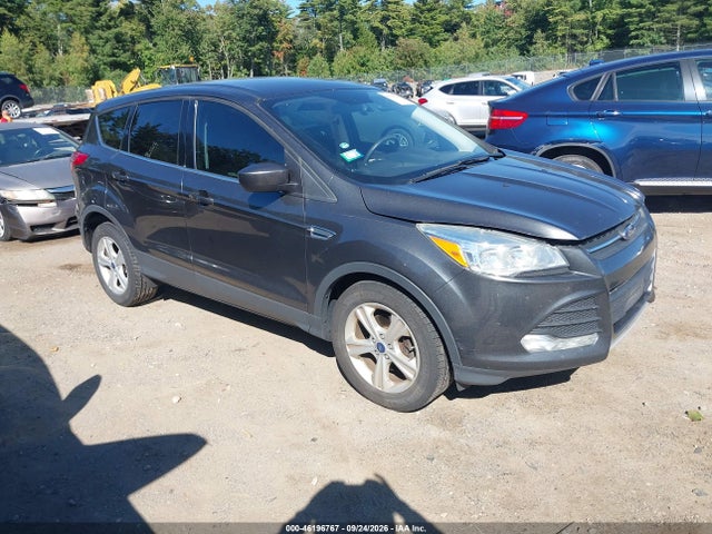 46196767 :رقم المزاد ، 1FMCU0GX0FUB07549 vin ، 2015 Ford Escape Se مزاد بيع