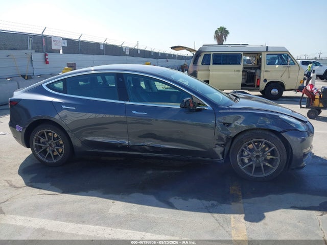 Aukcja sprzedaży 2018 Tesla Modelo 3 Long Range/mid Range, vin: 5YJ3E1EA4JF158348, numer aukcji: 46196806