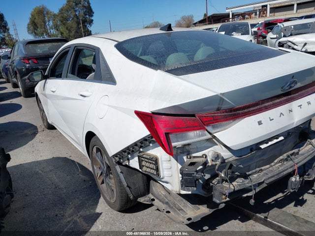 Hyundai Elantra Limited 2021 5NPLP4AG6MH000170 Image 3