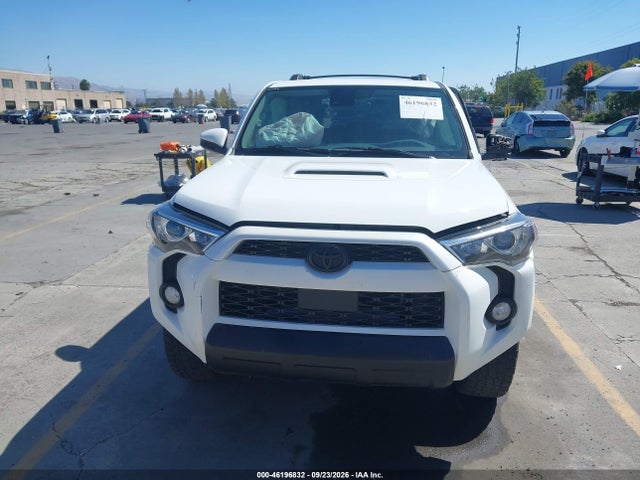 2022 Toyota 4runner Trd Off Road Premium მანქანა იყიდება აუქციონზე, vin: JTERU5JR2N6044121, აუქციონის ნომერი: 46196832