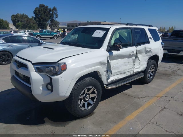 2022 Toyota 4runner Trd Off Road Premium მანქანა იყიდება აუქციონზე, vin: JTERU5JR2N6044121, აუქციონის ნომერი: 46196832