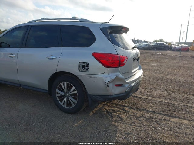 Продажа на аукционе авто 2018 Nissan Pathfinder S, vin: 5N1DR2MN9JC658193, номер лота: 46196836
