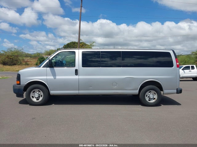 Chevrolet Express 3500 Ls 2017 1GAZGNFG7H1301593 Image 18