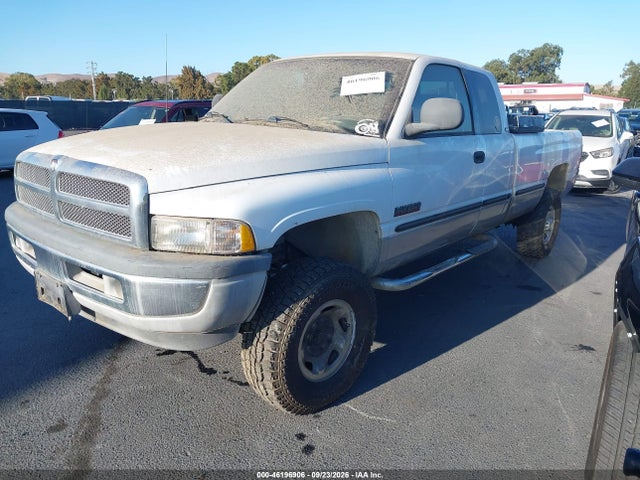 1998 Dodge Ram 2500 St მანქანა იყიდება აუქციონზე, vin: 1B7KF236XWJ241151, აუქციონის ნომერი: 46196906