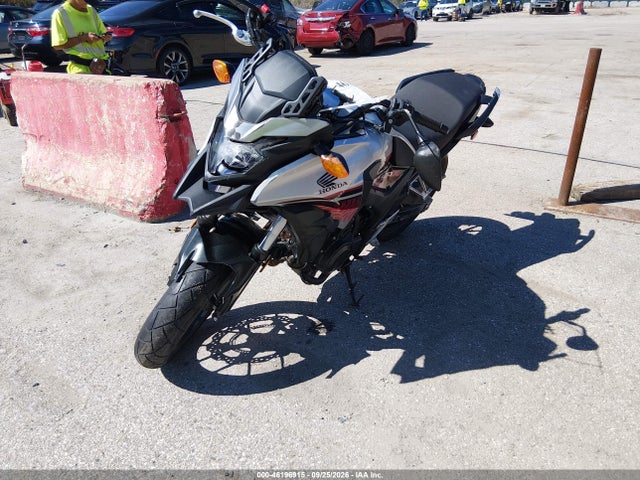 46196915 :رقم المزاد ، MLHPC4601J5500223 vin ، 2018 Honda Cb500 Xa - Abs مزاد بيع