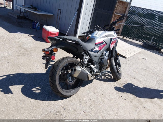 46196915 :رقم المزاد ، MLHPC4601J5500223 vin ، 2018 Honda Cb500 Xa - Abs مزاد بيع