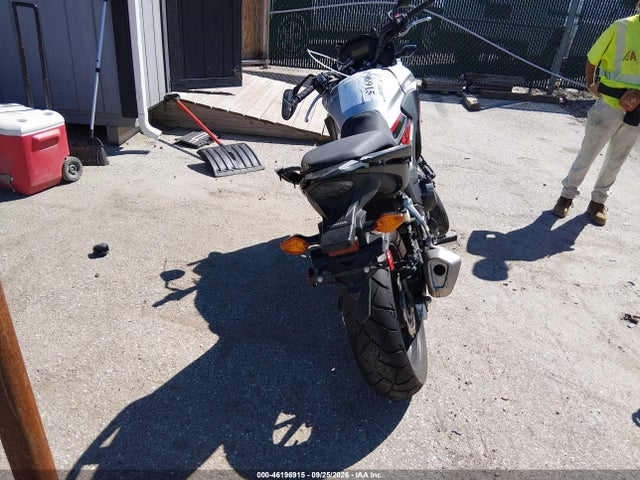 46196915 :رقم المزاد ، MLHPC4601J5500223 vin ، 2018 Honda Cb500 Xa - Abs مزاد بيع