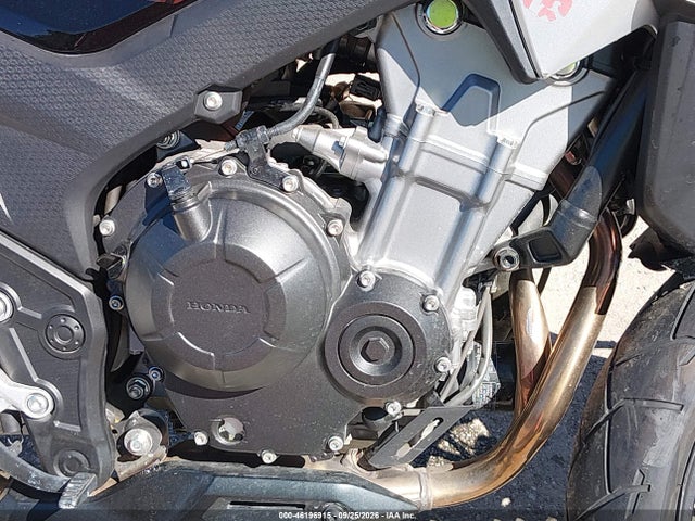 46196915 :رقم المزاد ، MLHPC4601J5500223 vin ، 2018 Honda Cb500 Xa - Abs مزاد بيع