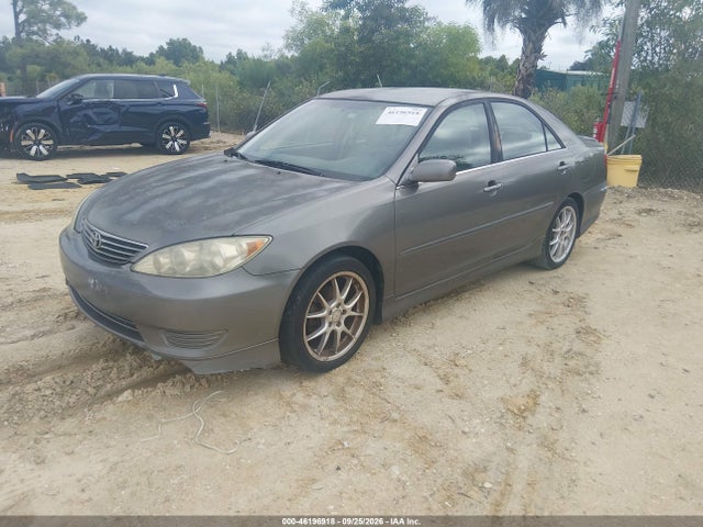 46196918 :رقم المزاد ، 4T1BE32K96U642336 vin ، 2006 Toyota Camry Le مزاد بيع