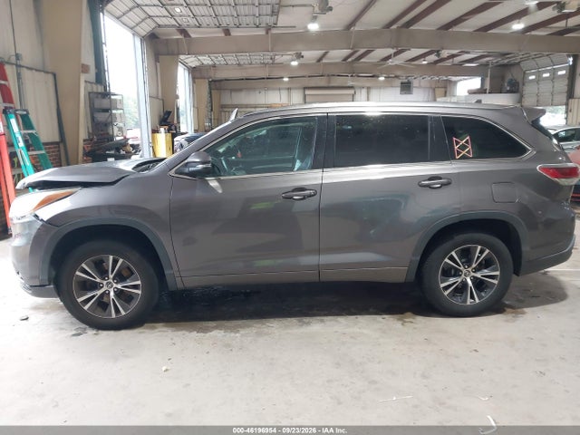 Продаж на аукціоні авто 2016 Toyota Highlander Xle, vin: 5TDKKRFH2GS122788, номер лоту: 46196954