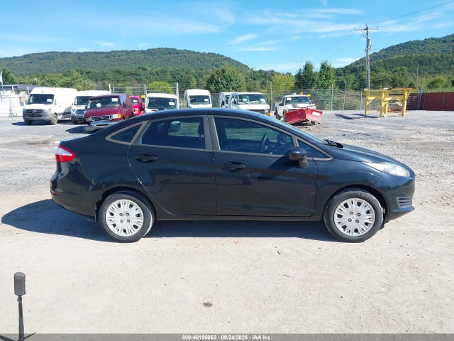 46196963 :رقم المزاد ، 3FADP4AJ1GM158792 vin ، 2016 Ford Fiesta S مزاد بيع