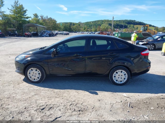 46196963 :رقم المزاد ، 3FADP4AJ1GM158792 vin ، 2016 Ford Fiesta S مزاد بيع