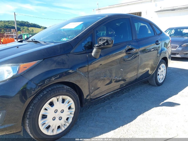 46196963 :رقم المزاد ، 3FADP4AJ1GM158792 vin ، 2016 Ford Fiesta S مزاد بيع