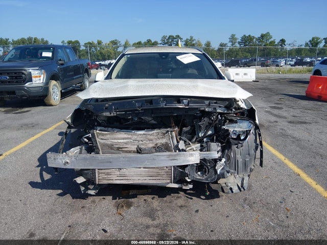 46196982 :رقم المزاد ، WDCTG4EB7KJ548207 vin ، 2019 Mercedes-benz Gla 250 مزاد بيع