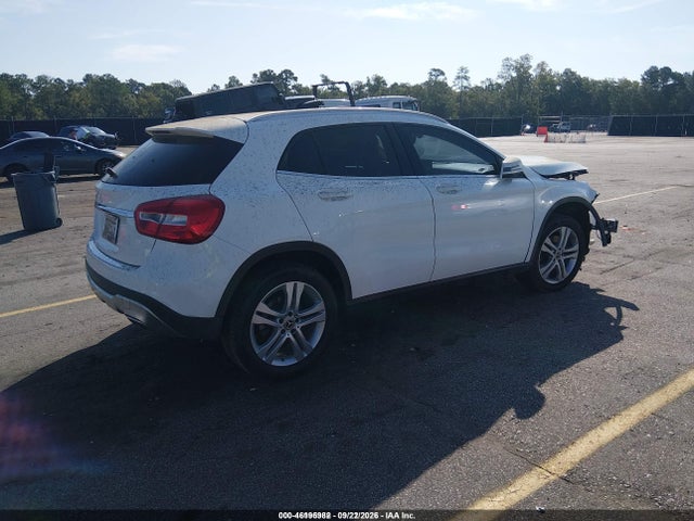 46196982 :رقم المزاد ، WDCTG4EB7KJ548207 vin ، 2019 Mercedes-benz Gla 250 مزاد بيع