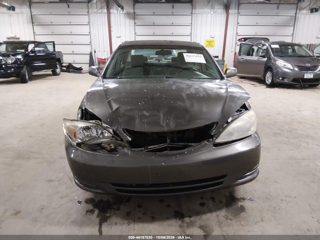 2002 Toyota Camry Le მანქანა იყიდება აუქციონზე, vin: 4T1BE32KX2U596204, აუქციონის ნომერი: 46197030