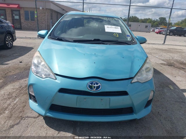 Продажа на аукционе авто 2012 Toyota Prius C Two, vin: JTDKDTB37C1015566, номер лота: 46197089