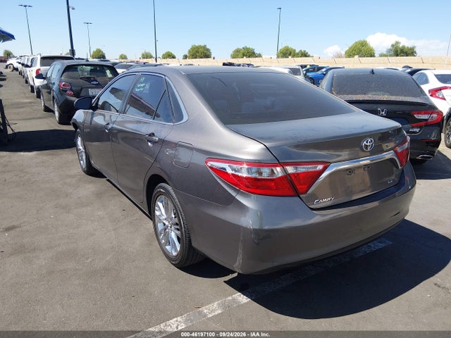 Toyota CAMRY LE 2015 4T4BF1FKXFR459674 Image 3