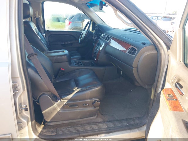 Aukcja sprzedaży 2014 Chevrolet Suburban 1500 Lt, vin: 1GNSKJE71ER199259, numer aukcji: 46197118