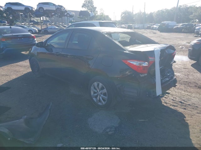 46197129 :رقم المزاد ، 2T1BURHEXFC266724 vin ، 2015 Toyota Corolla Le مزاد بيع
