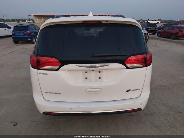 Chrysler Pacifica Hybrid Limited 2018 2C4RC1N76JR105207 Image 16