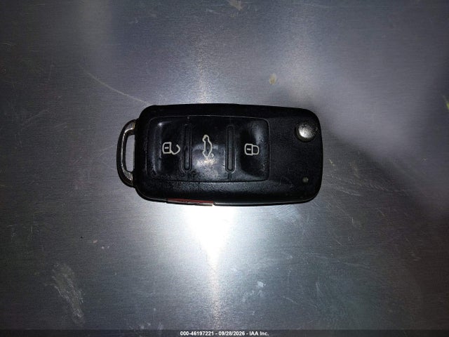 2016 Volkswagen Jetta 1.8t Sport მანქანა იყიდება აუქციონზე, vin: 3VWD17AJ0GM378130, აუქციონის ნომერი: 46197221