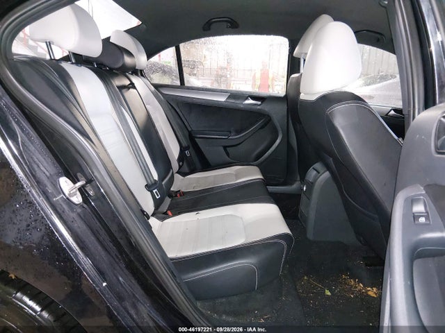2016 Volkswagen Jetta 1.8t Sport მანქანა იყიდება აუქციონზე, vin: 3VWD17AJ0GM378130, აუქციონის ნომერი: 46197221