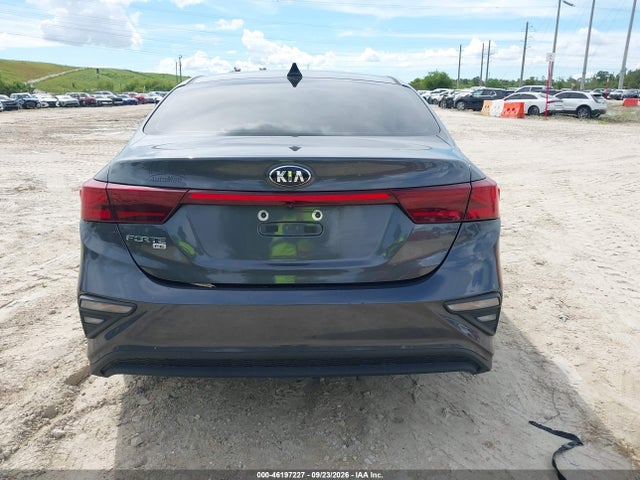 46197227 :رقم المزاد ، 3KPF24ADXME323630 vin ، 2021 Kia Forte Fe مزاد بيع