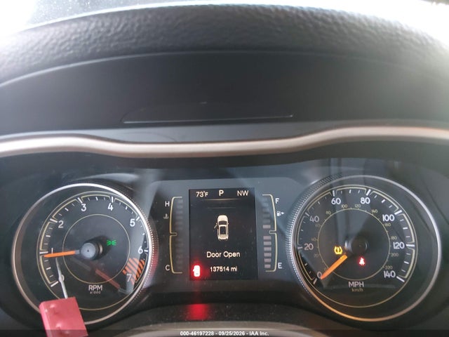 46197228 :رقم المزاد ، 1C4PJMCB9FW668532 vin ، 2015 Jeep Cherokee Latitude مزاد بيع