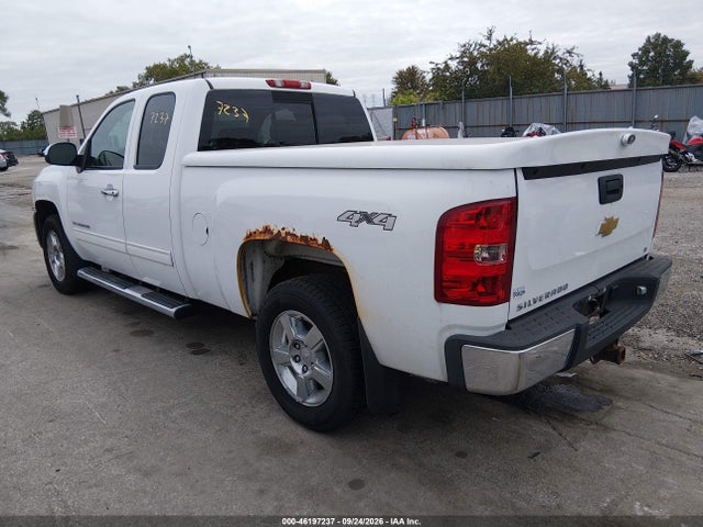 Продаж на аукціоні авто 2013 Chevrolet Silverado 1500 Lt, vin: 1GCRKSE75DZ319639, номер лоту: 46197237