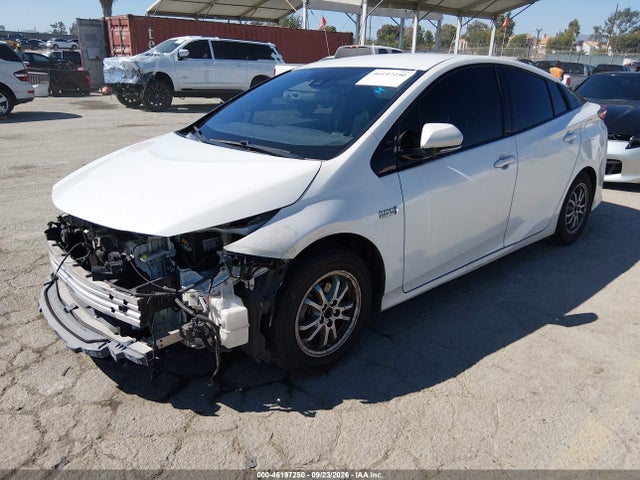 2017 Toyota Prius Prime Premium მანქანა იყიდება აუქციონზე, vin: JTDKARFP5H3054080, აუქციონის ნომერი: 46197250
