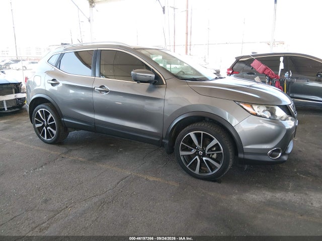 2017 Nissan Rogue Sport Sl მანქანა იყიდება აუქციონზე, vin: JN1BJ1CP5HW006005, აუქციონის ნომერი: 46197266