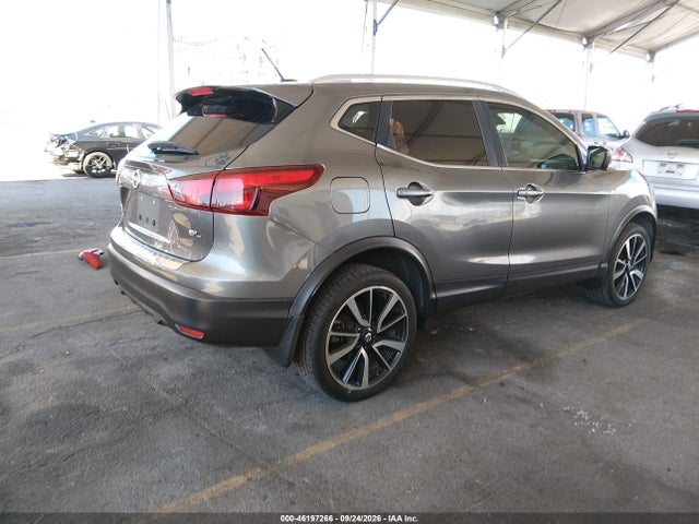2017 Nissan Rogue Sport Sl მანქანა იყიდება აუქციონზე, vin: JN1BJ1CP5HW006005, აუქციონის ნომერი: 46197266