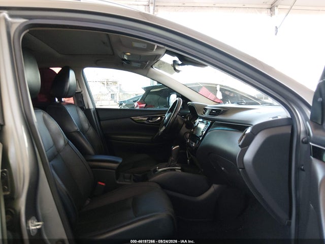2017 Nissan Rogue Sport Sl მანქანა იყიდება აუქციონზე, vin: JN1BJ1CP5HW006005, აუქციონის ნომერი: 46197266