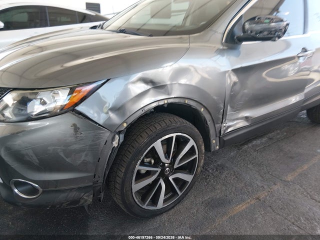 2017 Nissan Rogue Sport Sl მანქანა იყიდება აუქციონზე, vin: JN1BJ1CP5HW006005, აუქციონის ნომერი: 46197266