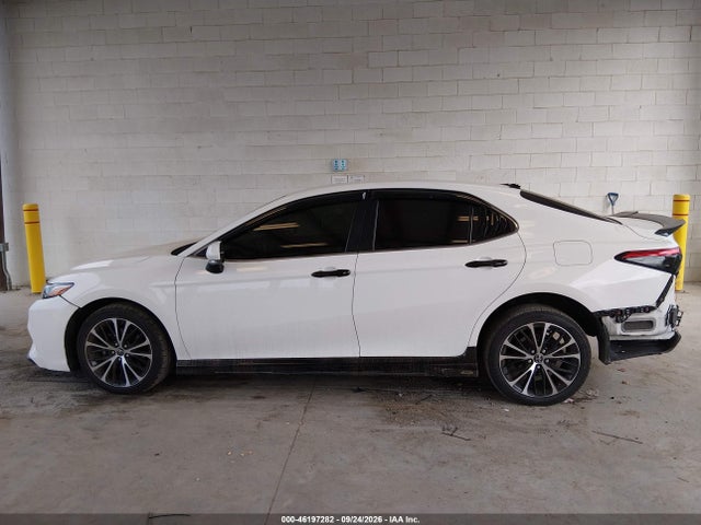 2018 Toyota Camry Se მანქანა იყიდება აუქციონზე, vin: JTNB11HK0J3072989, აუქციონის ნომერი: 46197282