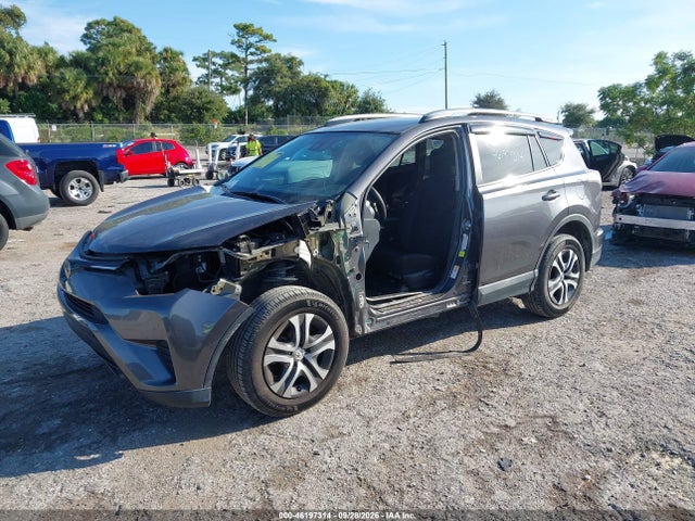46197314 :رقم المزاد ، 2T3ZFREV2HW350820 vin ، 2017 Toyota Rav4 Le مزاد بيع