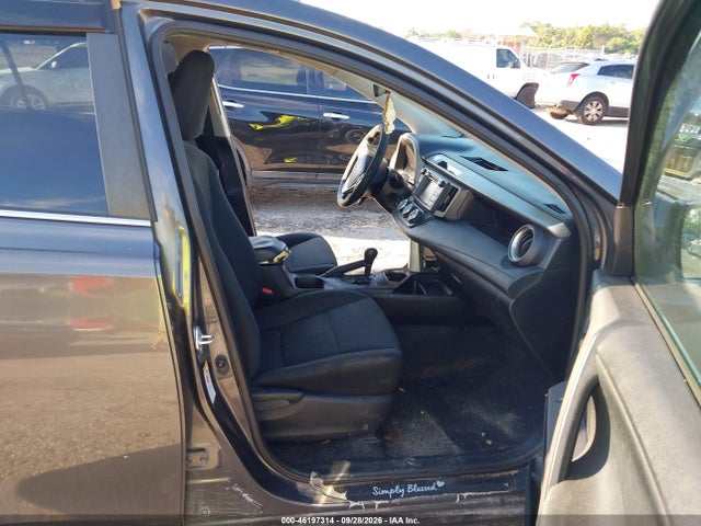 46197314 :رقم المزاد ، 2T3ZFREV2HW350820 vin ، 2017 Toyota Rav4 Le مزاد بيع