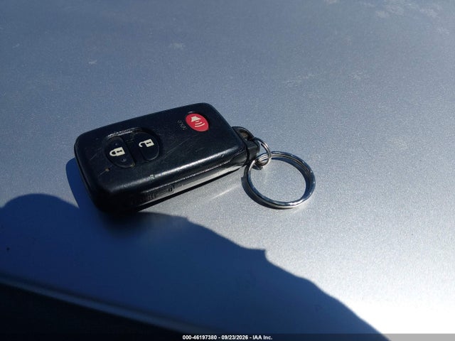 Продажа на аукционе авто 2015 Toyota Prius Five/four/persona Series Special Edition/three/two, vin: JTDKN3DU8F1992612, номер лота: 46197380
