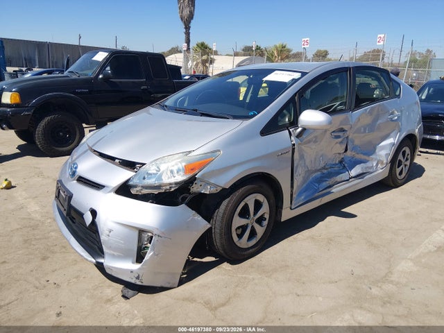 Продажа на аукционе авто 2015 Toyota Prius Five/four/persona Series Special Edition/three/two, vin: JTDKN3DU8F1992612, номер лота: 46197380